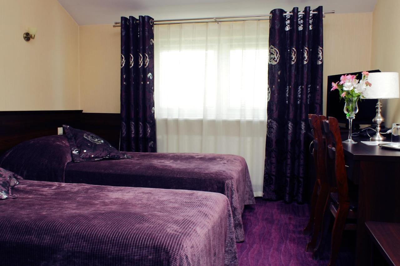 Hotel Alexandra Pobiedziska Room photo